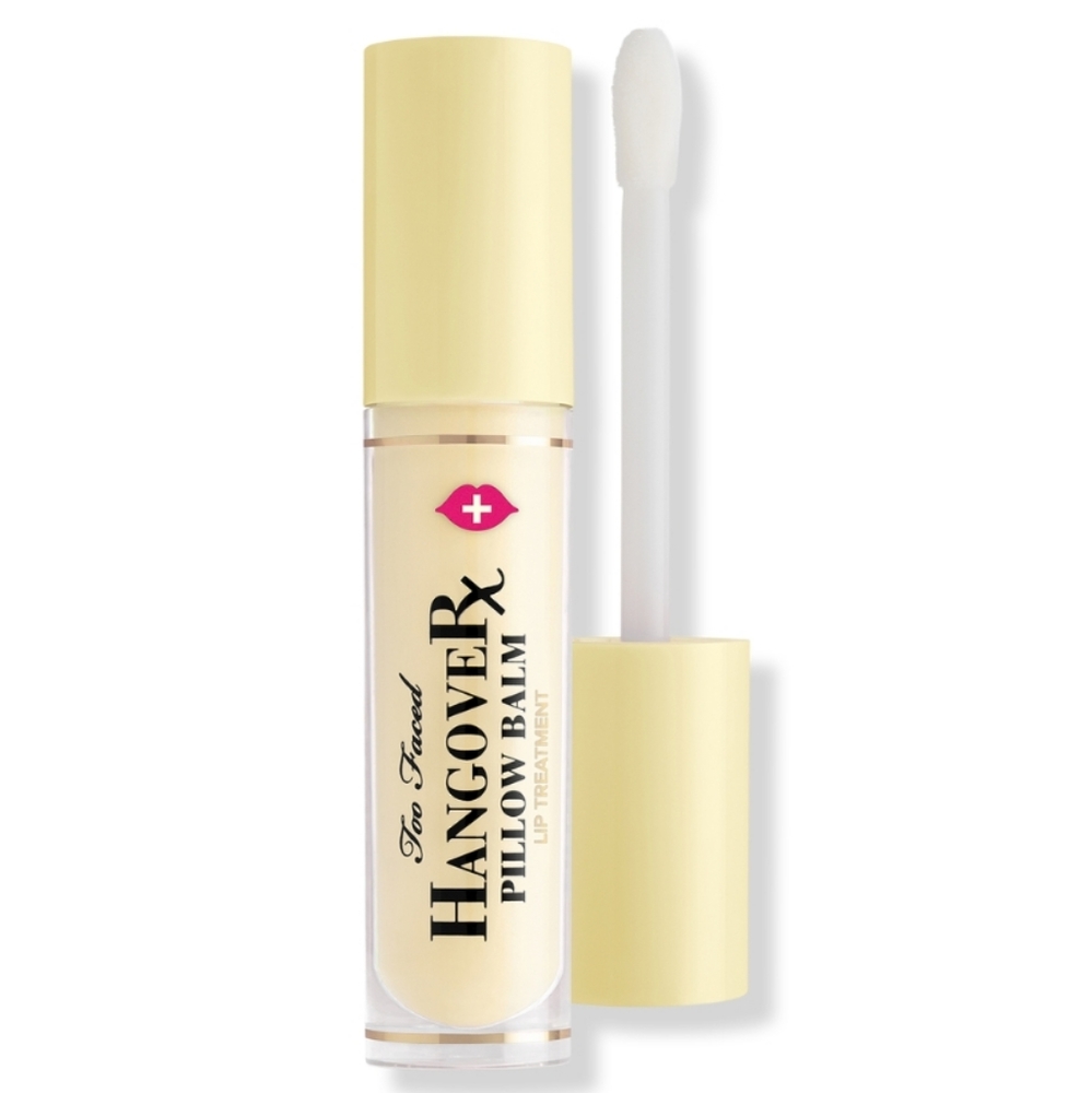 TOO FACED HANGOVERX PILLOW BALM ULTRA-HYDRATING & NOURISHING LIP TREATMENT.